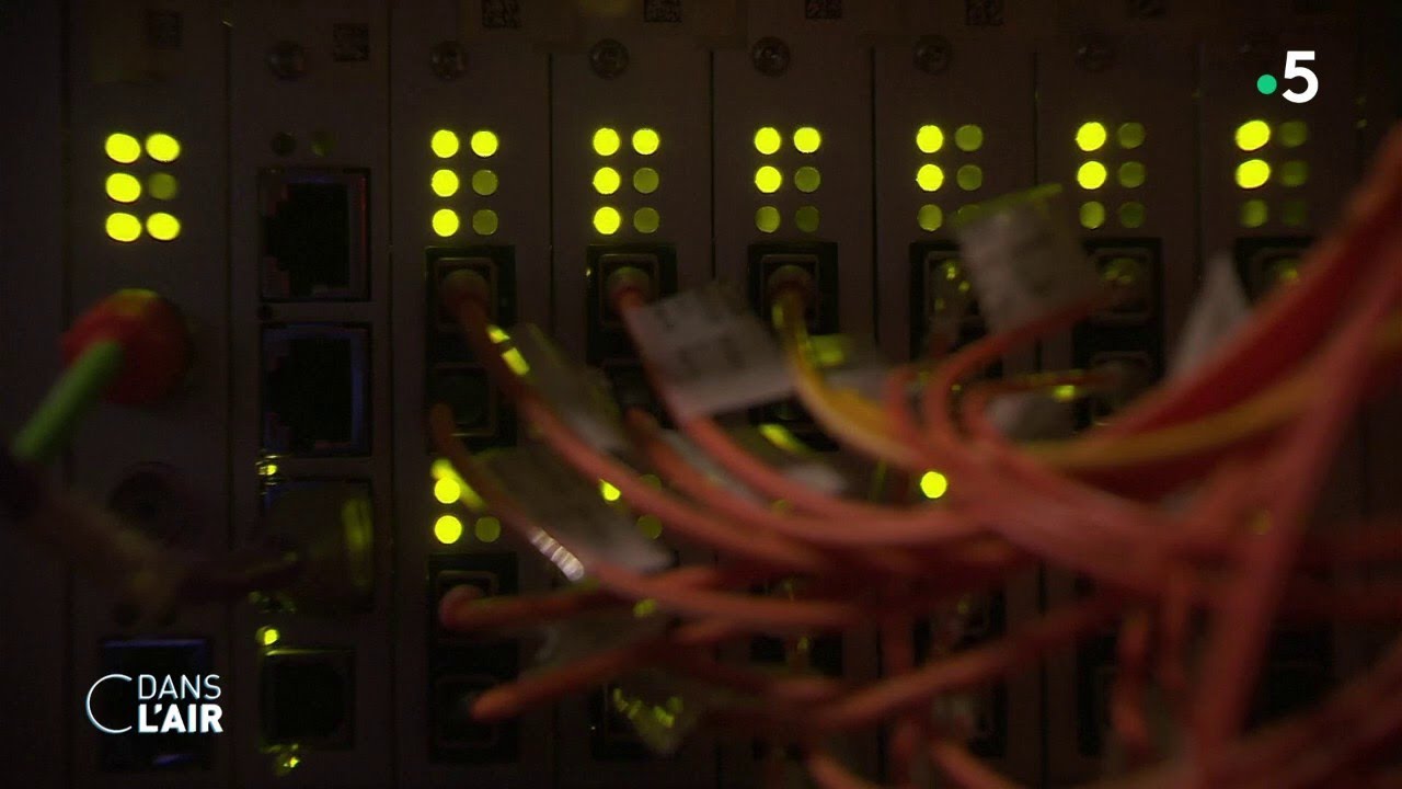 Piratage : des cyberattaques entre États ? - Reportage #cdanslair 20.02.21