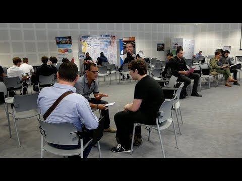 Industrie : Pourquoi les entreprises recrutent en alternance ?